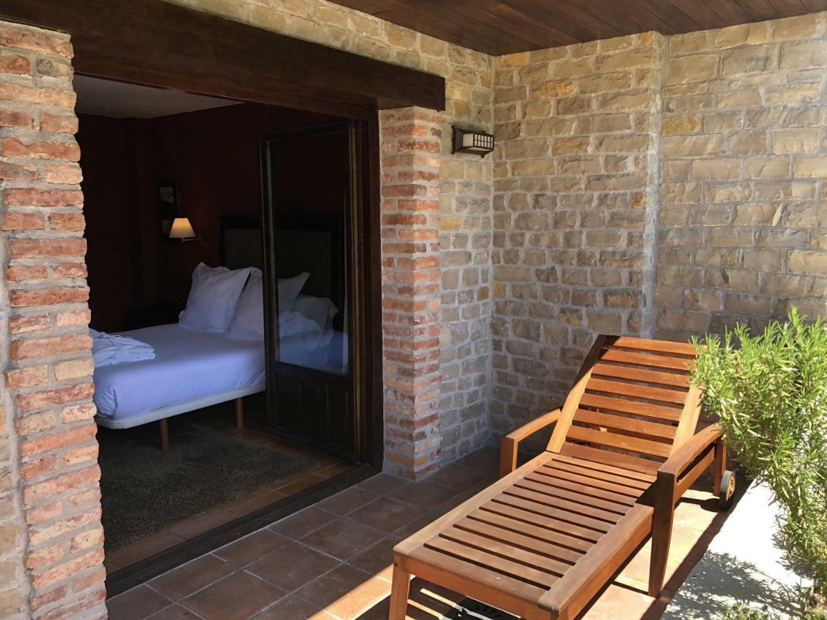 Hotel Balcon De La Cuesta Andrín Exteriör bild